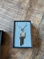 Billie Eilish Ketting - Officieel en NIEUW, Sieraden, Tassen en Uiterlijk, Kettingen, Nieuw, Ophalen of Verzenden, Zilver, Overige materialen