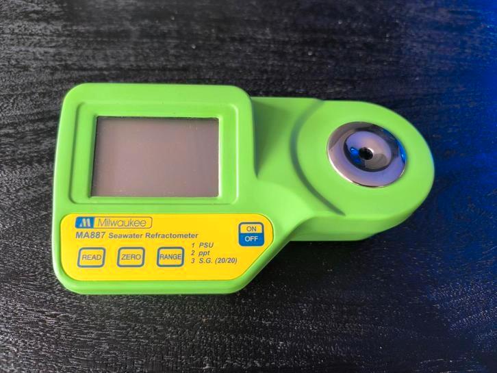 Milwaukee MA887 - digitale zoutmeter / refractometer - ZGAN, Dieren en Toebehoren, Vissen | Aquaria en Toebehoren, Zo goed als nieuw
