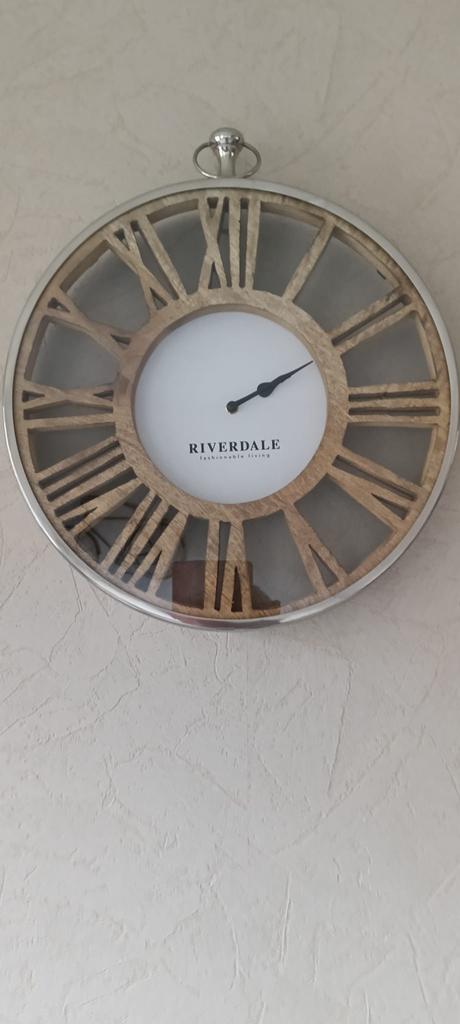 Klok riverdale 40 cm, Ophalen, Zo goed als nieuw, Wandklok