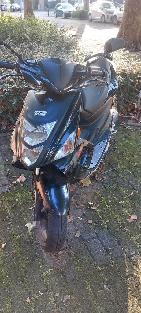 TGB Scooter - Goed Rijdend, Kapschade, Fietsen en Brommers, Brommeronderdelen | Scooters, Gebruikt, Ophalen of Verzenden