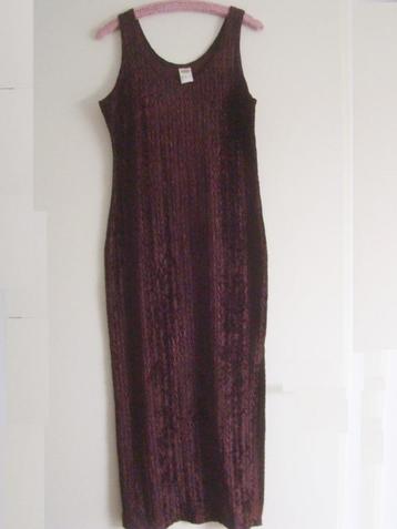 roodbruine, langere, velours jurk  maat 42