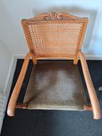 Vintage Stoel met Riet en Houtsnijwerk, Huis en Inrichting, Stoelen, Gebruikt, Bruin, Riet of Rotan, Vintage