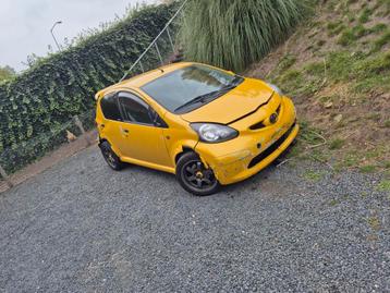Toyota Aygo kapot beschikbaar voor biedingen