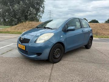 Toyota Yaris 1.0 12V Vvt-i 3DR Terra 2006 Blauw beschikbaar voor biedingen