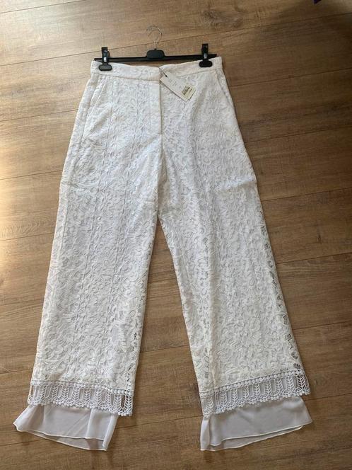 French Connection 40 L kanten wijde broek Wit kant, Kleding | Dames, Broeken en Pantalons, Nieuw, Maat 38/40 (M), Wit, Lang, Ophalen of Verzenden