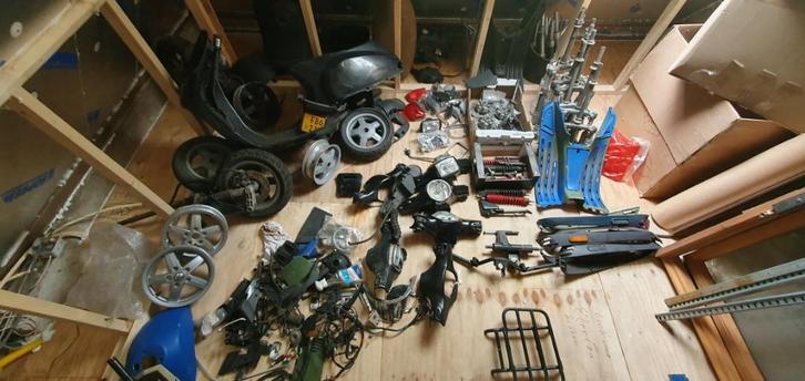 Vespa LX Onderdelen LXV Vespa S Sprint OPRUIMING 4t 2t 2takt, Fietsen en Brommers, Brommeronderdelen | Scooters, Zo goed als nieuw