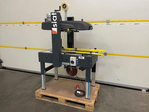Siat SK20 Dozensluiter | gebruikt 2024 | Dozen Taper | SK2, Zakelijke goederen, Machines en Bouw | Industrie en Techniek, Ophalen