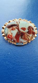 Speldje De Kroning van Maria Malta, Verzamelen, Speldjes, Pins en Buttons, Verzenden, Zo goed als nieuw, Overige onderwerpen, Speldje of Pin