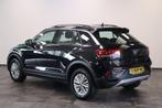 Volkswagen T-Roc 1.5 TSI Life Business Navigatie PDC 16LMV C, Voorwielaandrijving, Stof, 4 cilinders, 1239 kg