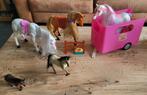 3 paarden voor Barbie + paardentrailer + 2 kleine paardjes, Gebruikt, Ophalen of Verzenden
