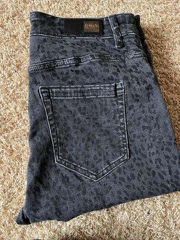 Only blush skinny jeans/broek leopard grijs mt. XL-32 beschikbaar voor biedingen