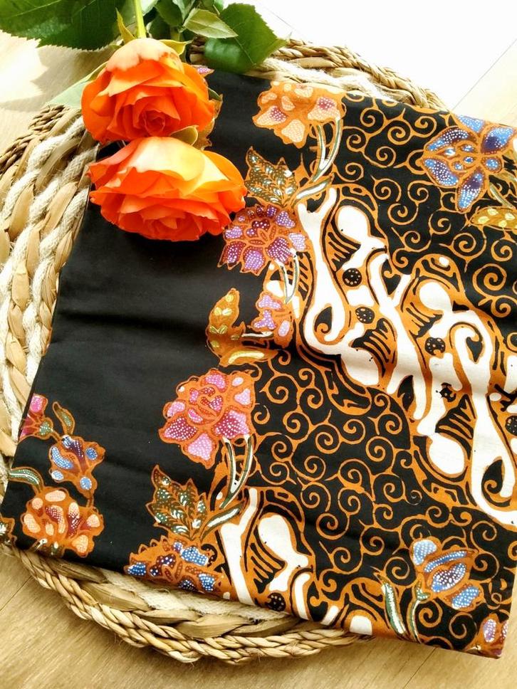 Batik Cap Asli Indonesië #1596, Hobby en Vrije tijd, Stoffen en Lappen, Nieuw, Katoen, 30 tot 120 cm, 30 tot 200 cm, Zwart, Ophalen of Verzenden