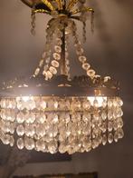 2 bijna identieke plafondlampen  kristal vintage p/st 59.95, Huis en Inrichting, Lampen | Plafondlampen, Heikant 21 Kaatsheuvel