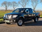 NISSAN NAVARA 2.5 full clima 4 x 4, Auto's, Nissan, Gebruikt, Overige modellen, 4 cilinders, Zwart