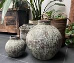 Vaas uit Indonesie oosters bruin met Ibiza groen van kleur, Verburgt Vintage, Overige kleuren, Aardewerk of Porselein, Nieuw