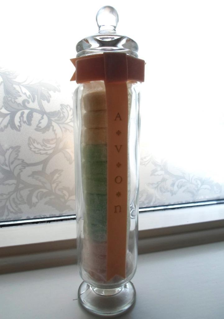 AVON Geschenkfles met zeepjes. In originele doos. 12 stuks., Verzamelen, Parfumverzamelingen, Zo goed als nieuw, Overige typen