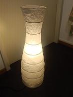 Staande Ikea lamp met voetschakelaar, Huis en Inrichting, Lampen | Vloerlampen, Ophalen of Verzenden, Gebruikt, Overige materialen