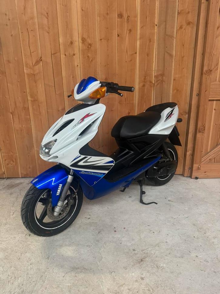 Yamaha aerox 50cc, Fietsen en Brommers, Scooters | Yamaha, Zo goed als nieuw, Aerox, Benzine, Ophalen of Verzenden