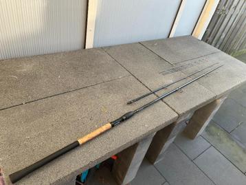 adv 981 / ZGAN feeder CRESTA BLACKTHORNE commercial beschikbaar voor biedingen