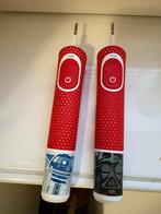 2 Kinder Oral-B Tandenborstels - Rood, Goede Staat, Ophalen of Verzenden, Zo goed als nieuw