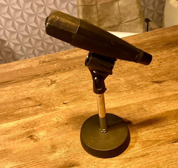 Sennheiser MD421-U, Muziek en Instrumenten, Microfoons, Zo goed als nieuw, Instrumentmicrofoon, Ophalen of Verzenden