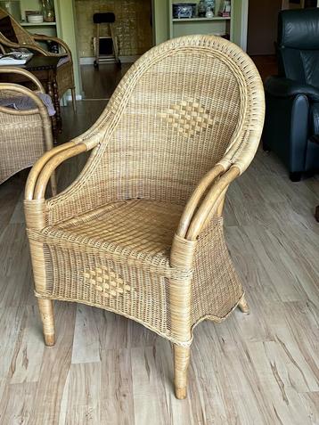 fauteuil rotan 2stuks beschikbaar voor biedingen