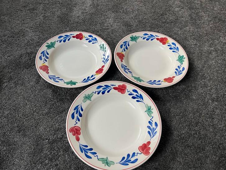 3 Soepborden Californië Boerenbont, Huis en Inrichting, Keuken | Servies, Gebruikt, Bord(en), Boerenbont, Aardewerk, Ophalen