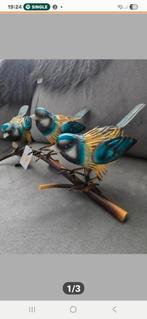Metalen vogels op tak. (Nieuw)
45 x 15 cm, Verzamelen, Beelden en Beeldjes, Ophalen of Verzenden, Nieuw, Dier