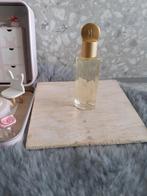parfumminiatuur montana gouden dopje, Ophalen, Zo goed als nieuw, Miniatuur, Gevuld