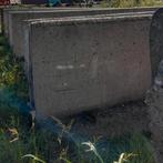 8 betonnen  keerwanden,  4m x 1m, Zakelijke goederen, Ophalen