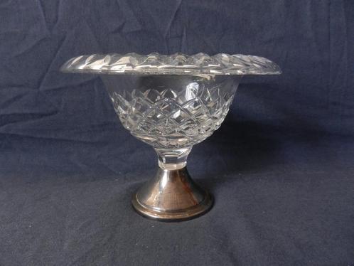 Glazen / kristal coupe / schaaltje op zilveren voet d. 14,9, Antiek en Kunst, Antiek | Goud en Zilver, Zilver, Ophalen of Verzenden