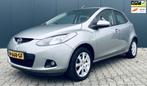 Mazda 2 1.3 TS Airco Apple Carplay 5Drs Nieuwe APK Nette Aut, Auto's, Mazda, Voorwielaandrijving, Stof, Gebruikt, Zwart