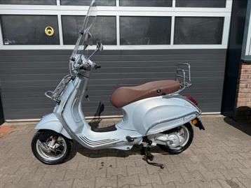 Vespa primavera bromscooter 2016 23238 km beschikbaar voor biedingen