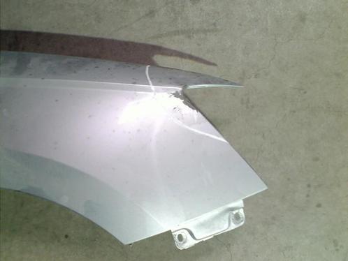 SPATBORD RECHTS VOOR Skoda Fabia III (NJ3) (01-2014/06-2021), Auto-onderdelen, Carrosserie en Plaatwerk, Spatbord, Skoda, Voor