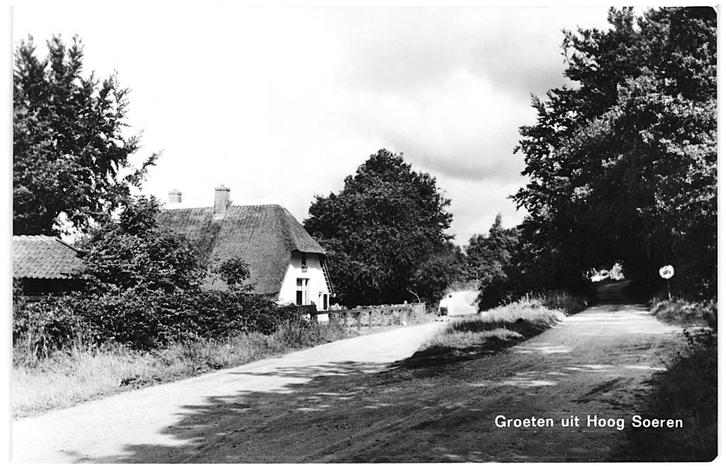 970533 Hoog Soeren Jr 50 60 Gld Boerderijtje Nette oude krt, Verzamelen, Ansichtkaarten | Nederland, Gelderland, 1940 tot 1960