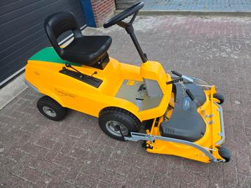 Zitmaaier stiga mulch frontmaaier  beschikbaar voor biedingen