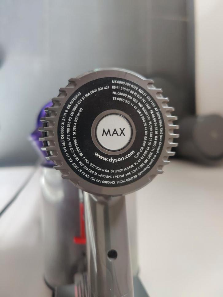 Dyson V6 met Nieuwe Accu, Witgoed en Apparatuur, Stofzuigers, Gebruikt, Stofzuiger, Minder dan 1200 watt, Reservoir, Ophalen of Verzenden