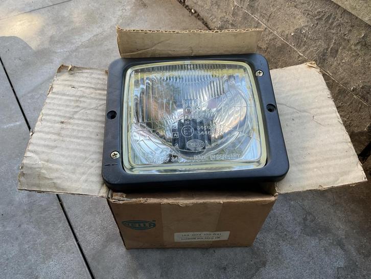 Nieuwe Hella H4 Koplamp - Fendt, IHC, MB Trac, Auto-onderdelen, Verlichting, Oldtimer onderdelen, Nieuw, Ophalen of Verzenden