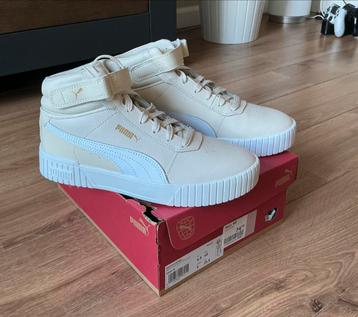 Puma Carina 2.0 Mid Sneakers - Maat 40 - Beige beschikbaar voor biedingen
