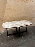 Prachtige marmeren  deens ovale salontafel, Huis en Inrichting, Tafels | Salontafels, Ophalen, 100 tot 150 cm, 50 tot 100 cm, Minder dan 50 cm