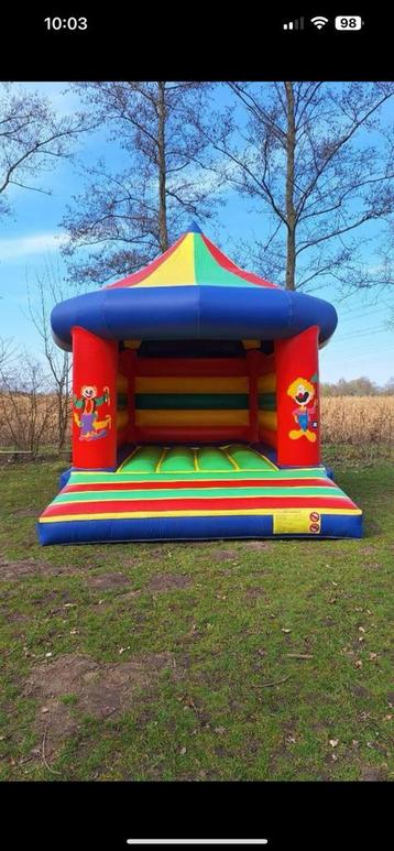 Luchtkussen springkussen circus Te Huur (incl aanhanger) beschikbaar voor biedingen