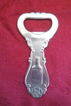 Flesopener. Hero "De Parel der Drank" Verzilverd. Sola., Verzamelen, Ophalen of Verzenden, Zo goed als nieuw, Gebruiksvoorwerp