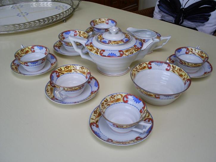 Antiek Servies kop en schotel theepot melkkan schaaltje, Antiek en Kunst, Antiek | Servies compleet, Ophalen of Verzenden