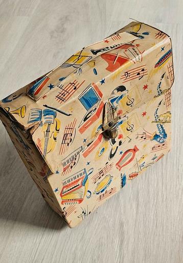 Origineel oud single koffertje  beschikbaar voor biedingen