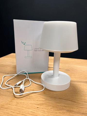 Lanp met speaker oplaadbaar, compleet in doos, nieuw beschikbaar voor biedingen
