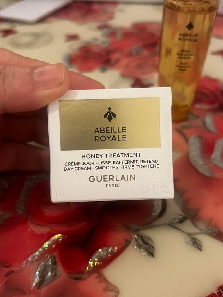 Guerlain Abeille Royale, Verzenden, Nieuw, Gehele gezicht, Verzorging