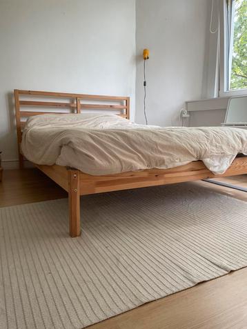 Bed 140x200 incl lattenbodem