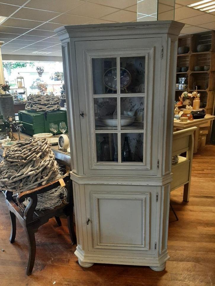 Brocante landelijke oud grijze hoekkast, Huis en Inrichting, Kasten | Overige, Gebruikt, Ophalen