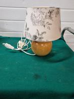 Tafellamp van hout stoffen kap, Huis en Inrichting, Ophalen of Verzenden, 'T Olde Gre-j, Info@toldegrej.nl, Endepoelstraat 20f Didam