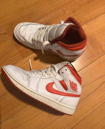 Nike Air Jordan Maat 40 beschikbaar voor biedingen